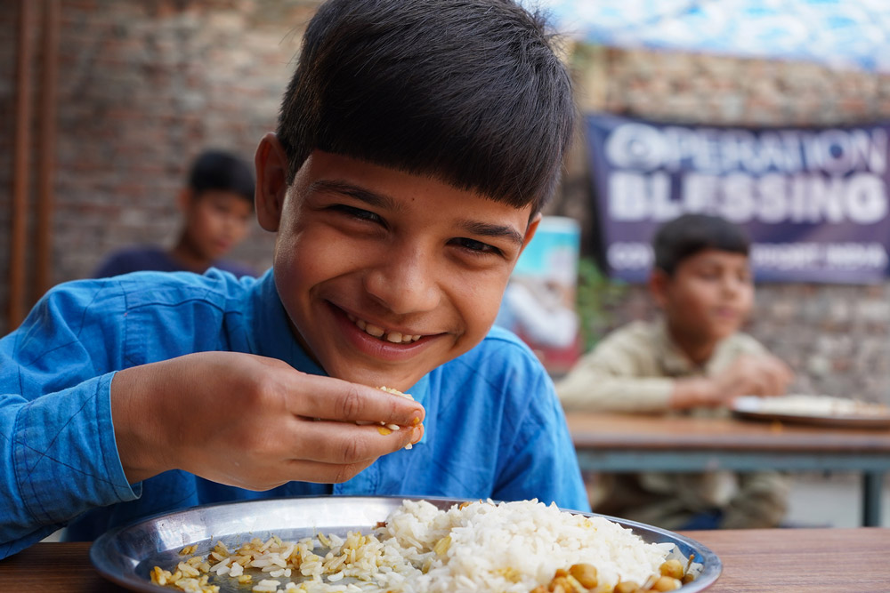 Indian food donation scene